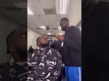 BARBER SPRAYS CLIENT WITH FART SPRAY (PRANK)!!! #prank #Barber