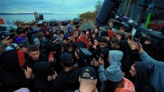 Cupidon LIVE de prison passe un message à ses fans pendant le tournage du clip Ice Cream